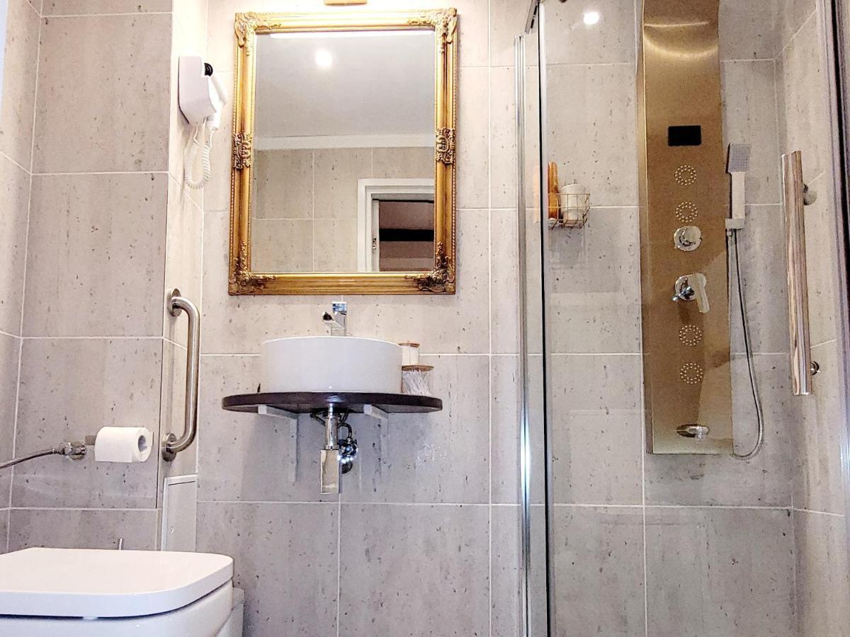 Villa Carpathia Magic -Adults Only à Peştera Extérieur photo